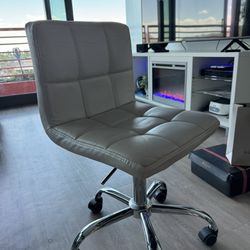 White Office Chair🔥🔥🔥