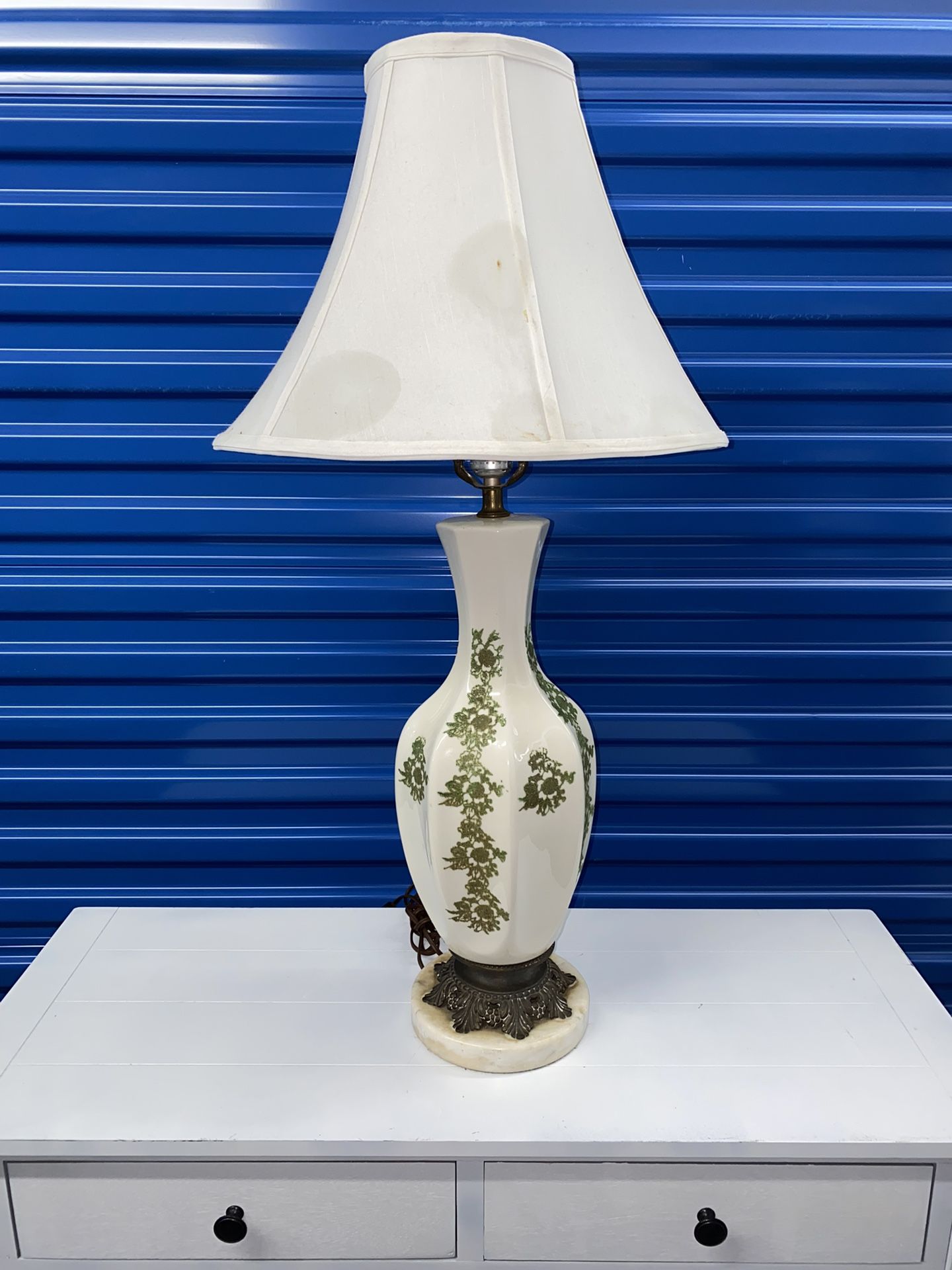 Vintage Antique Porcelain Green & white floral Appliqué lamp with White Marble base !
