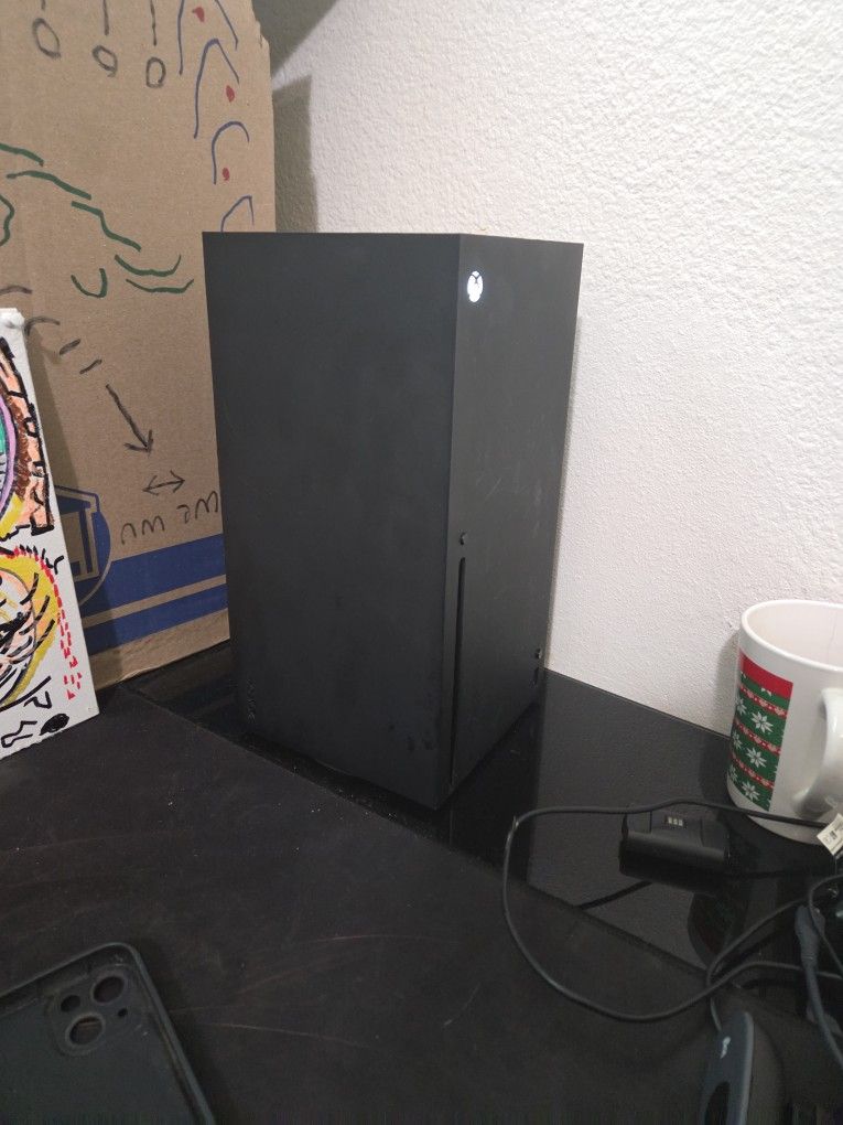 Xbox Series X With Controller And Hdmi Cable