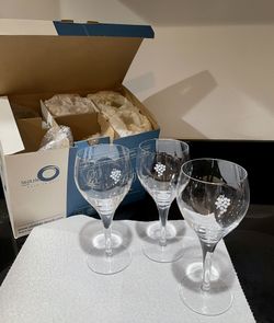 Set of Six Wine Glasses New in Box Grape Motif High Quality German Made