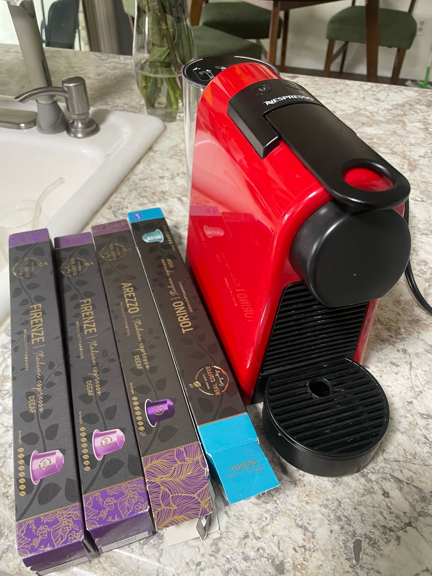 Nespresso coffee machine & pods