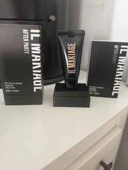 IL Makiage Foundation Makeup