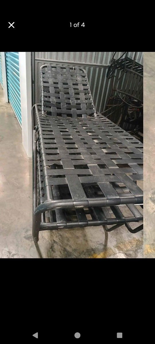 Set Of 3 Lounge Chairs