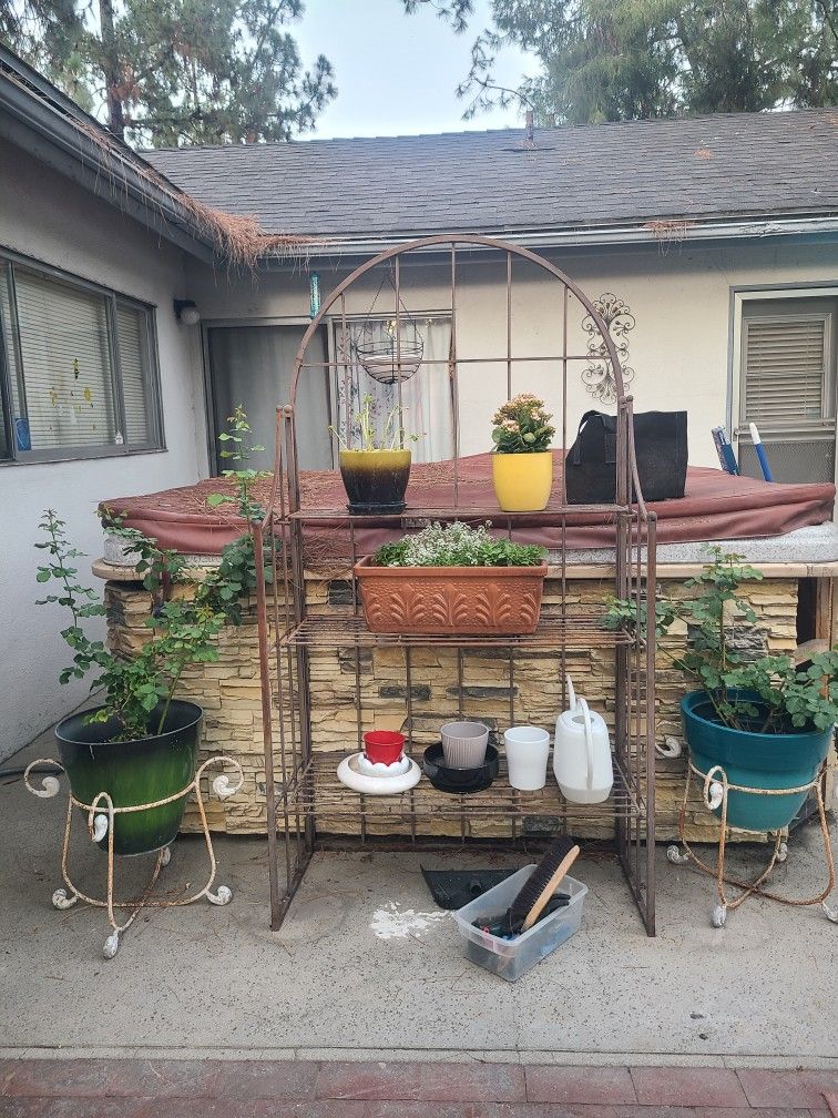 Bakers Rack/Plant Stand