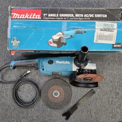 Makita GA7021 Corded Grinder 