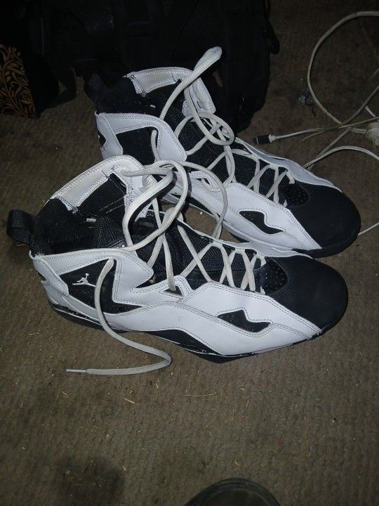 Brand New Jordans White 