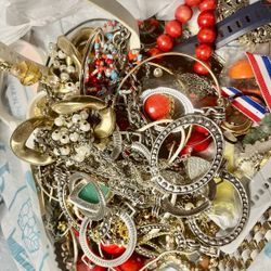 Old Junk Jewelry 