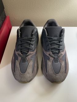 Adidas Yeezy Boost 700 V1 ‘Mauve’ 10M