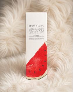 Glow Recipe Watermelon Glow PHA + BHA Pore-Tight Toner