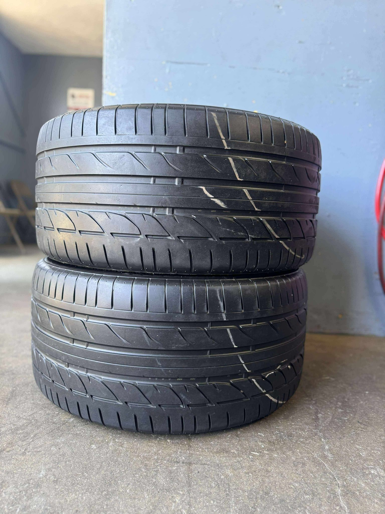 295/35/20. BRIDGESTONE