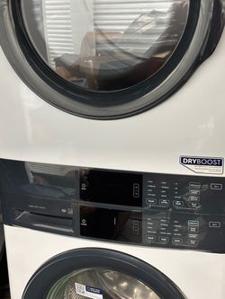 Electrolux Stacked Washer Dryer Unit
