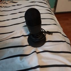 Microphone 