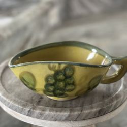 John B. Taylor Ceramics “Vintage “ Pattern Sauce Boat ~Made In USA   