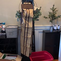 Hanging Towel/shoes Rack