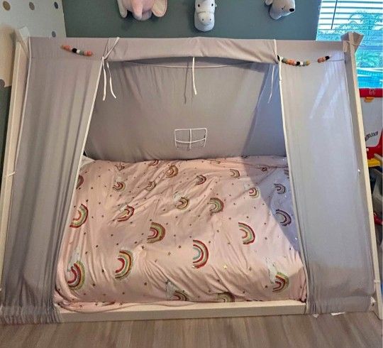 Twin Size White TENT Bed With Tent