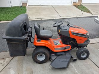 Husqarvarna mower with bagger