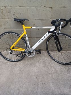 FUJI aloha 2,0 size 700 speed18 frame 56cm