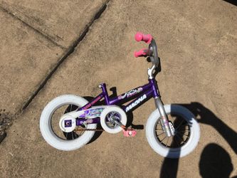 Girls bike