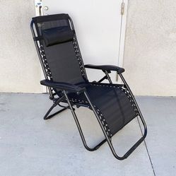 (New in Box) $40 Folding Zero Gravity Outdoor Recliner Patio Lounge Chair Adjustable Headrest Textilene Mesh - Black