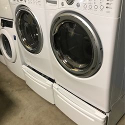 LG Washer And  Gas Dryer Set  