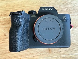 Sony a7 IV Full Frame Mirrorless Camera Body Only