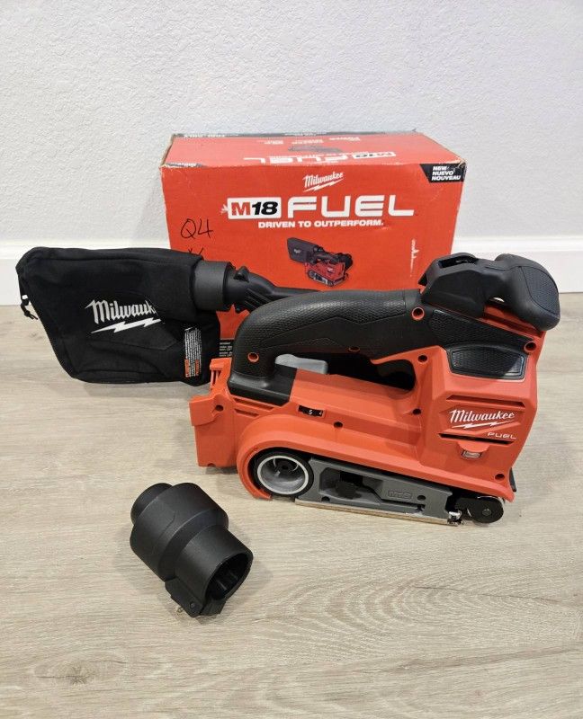 Milwaukee FUEL 18V Belt Sander (Tool Only)