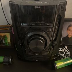 LG radio 200 W Bluetooth