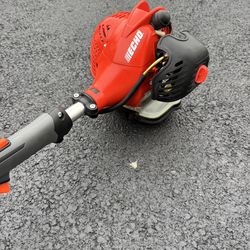 Brand New Echo SRM225 Straight Shaft String Trimmer 21.2cc Engine. Must Pickup