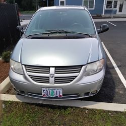 2005 Dodge Caravan