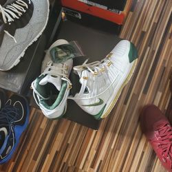 Nike lebron 3 SVSM "rare" good cond sz 10.5 $175