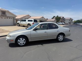 Nissan Altima 97 título limpio 104 mil millas a/c 4 cil Aut funciona perfecto $2650