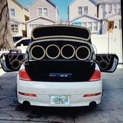 BMW 650i Convertible 2010