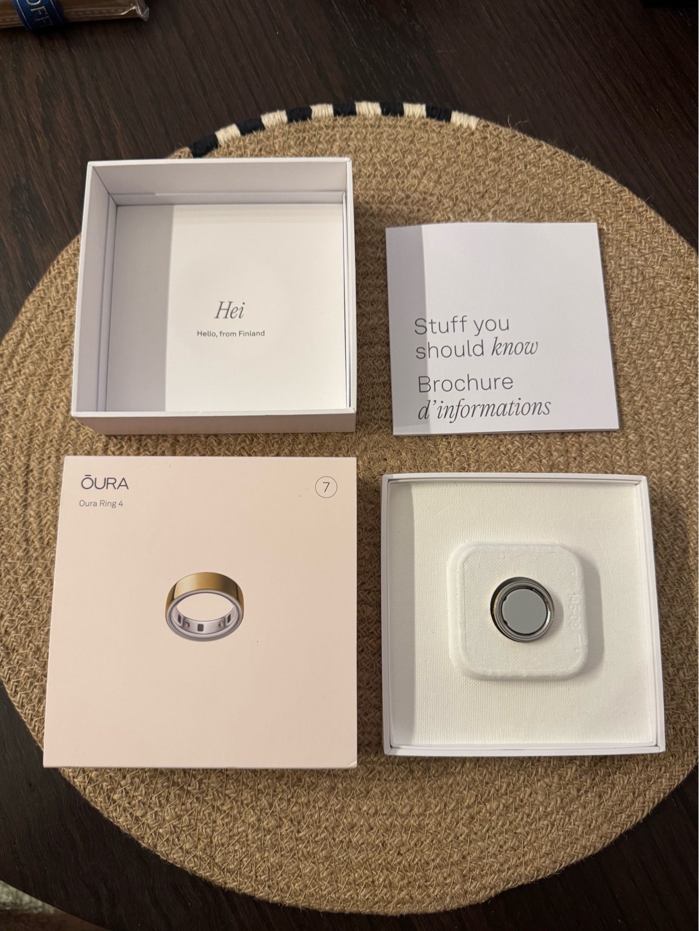 Oura Ring 4 - Size 7 - Gold