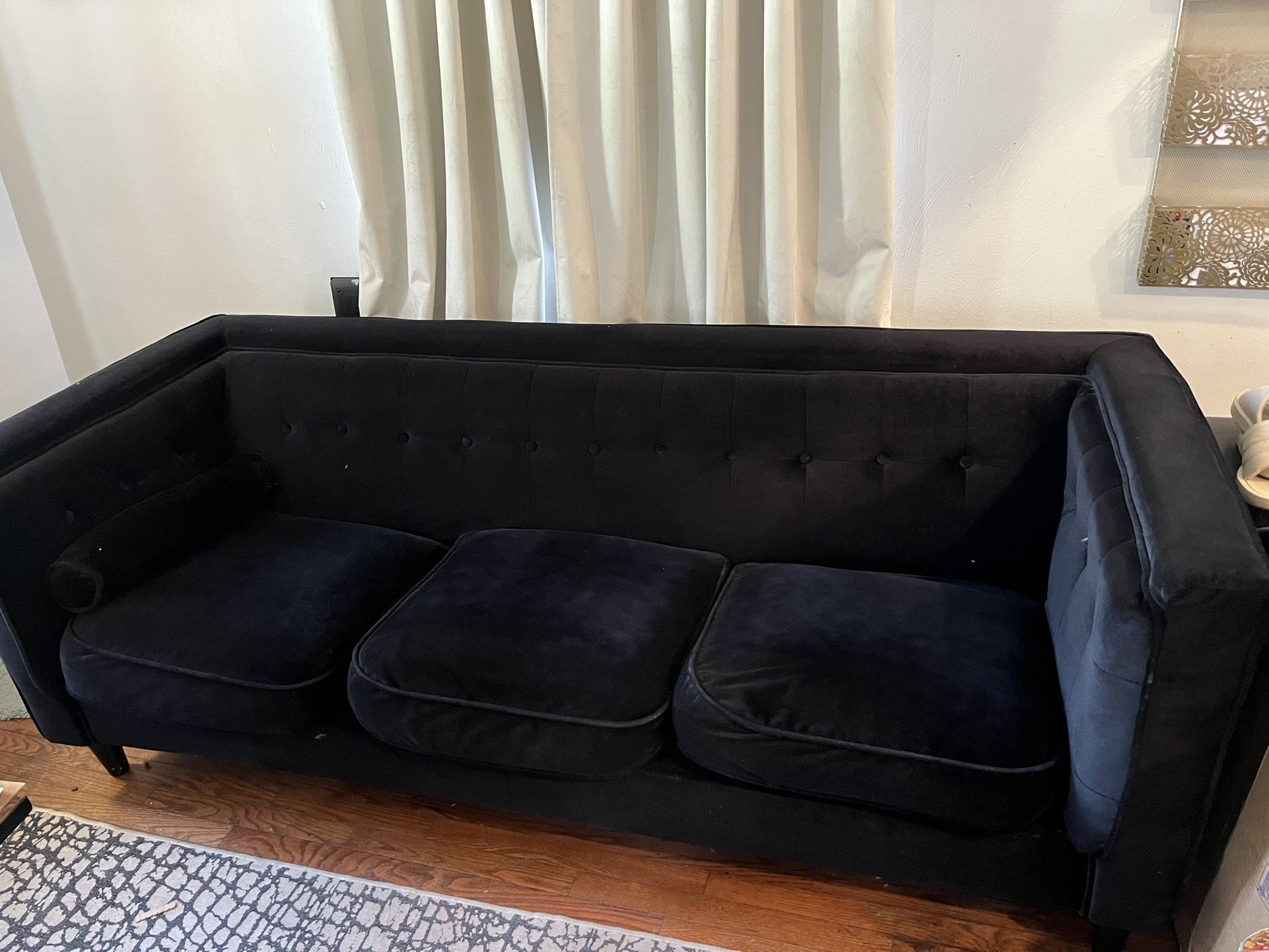 Black velvet Sofa