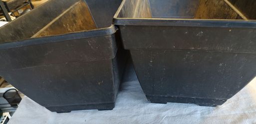 Set of 2 Large Rectangular Planters / Pots – Black