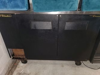 Commercial 2 door cooler