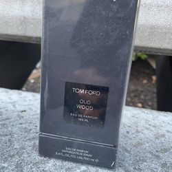 Tom ford oud wood