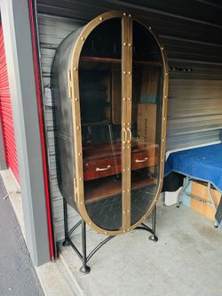 New Texas Bar  Gorgeous 