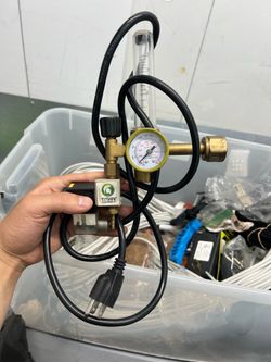 CO2 regulator