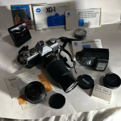 Vintage Minolta Camera With A lot Of Attachments Canon/