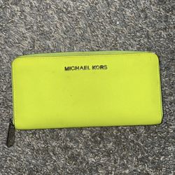 MICHAEL KORS LIME WALLET