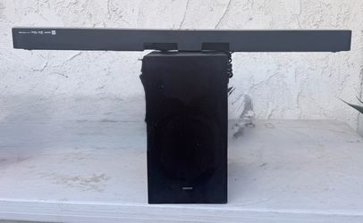 Dolby Audio dots HDMI sound bar and Samsung sub woofer