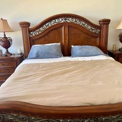 Luxury Classic Solid Wood King Bedroom Set, FREE Mattress