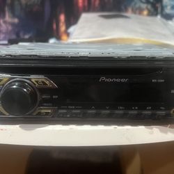 Car stereo/radio 