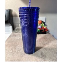 New Starbucks 2023 Cobalt Blue Venti 24 oz Tumbler Cup Twist Lid & Straw