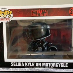 Funko Pop The Batman - Selina Kyle on motorcycle #281
