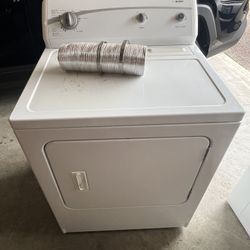 New Kenmore Electric Dryer (Very Clean)