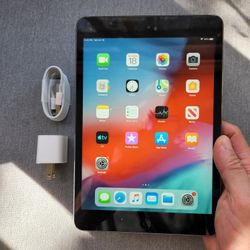 Apple iPad Mini 2 - Wifi - Like New 
