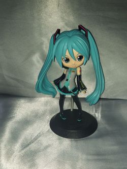 Qposket Hatsune Miku figure