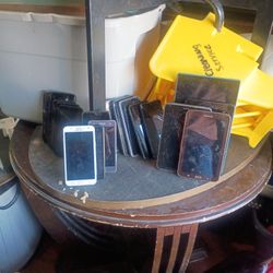 16 Phones 2 Iphones And 4 Tablets 